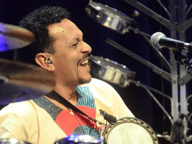 CARLOS PIAL