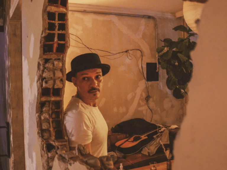 Ron & Os Di Versos é o 1º lançamento musical de julho de 2022